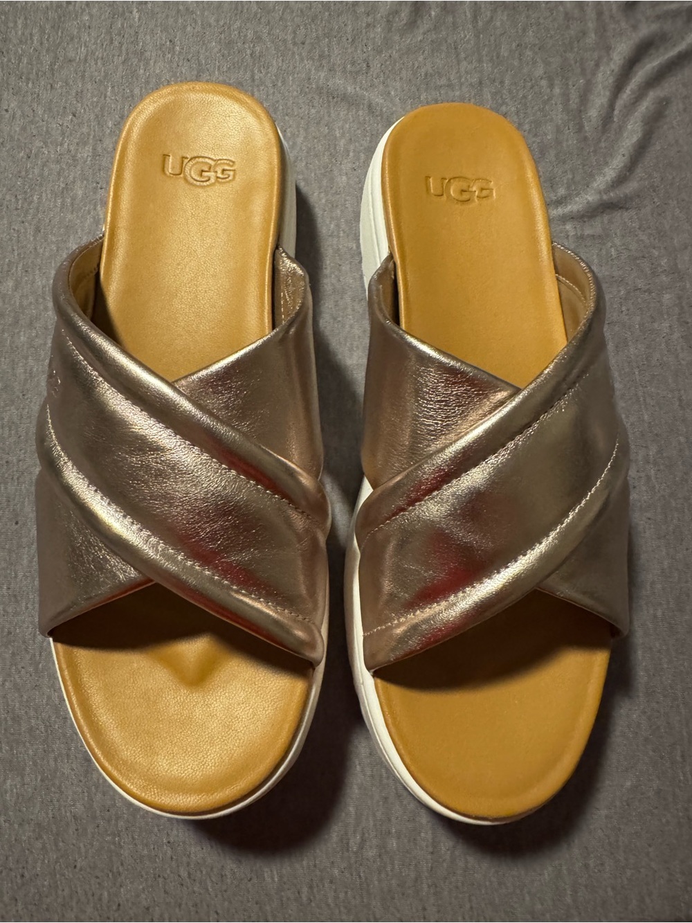 UGG Metallic rose gold Crisscross Slide Sandals size 9